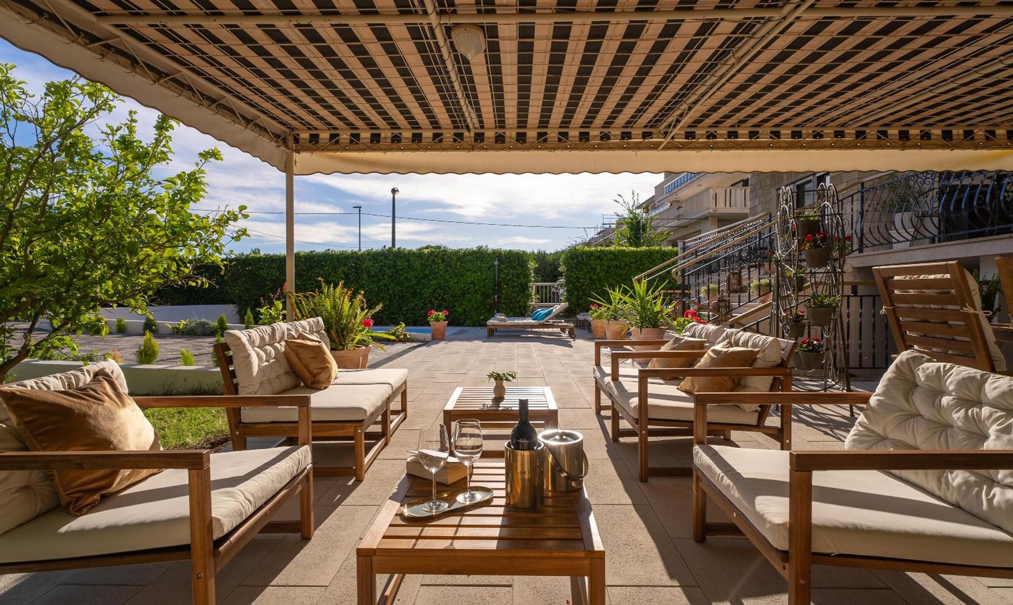 Storge Boutique Bed & Breakfast Omiš Exterior foto